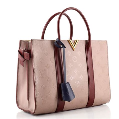 louis vuitton monogram design|louis vuitton monogram very tote.